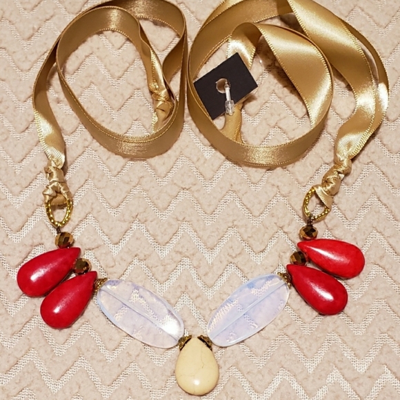 NEW HANDMADE OPAL AND DYED TURQUOISE NECKLACE - Picture 1 of 3